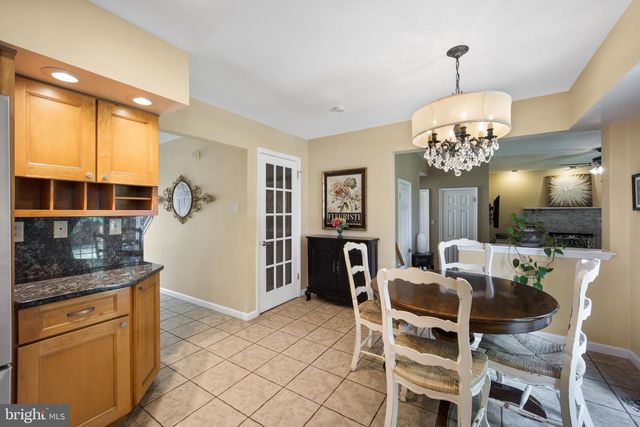 487 CAMBRIDGE LN, Newtown, PA 18940