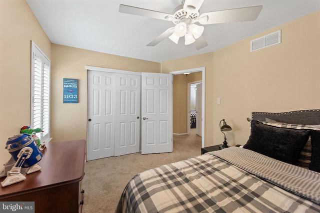 487 CAMBRIDGE LN, Newtown, PA 18940