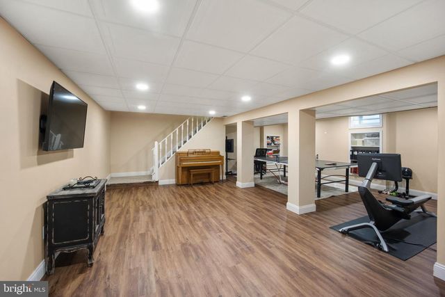 487 CAMBRIDGE LN, Newtown, PA 18940