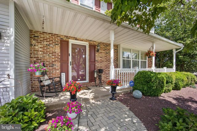 487 CAMBRIDGE LN, Newtown, PA 18940