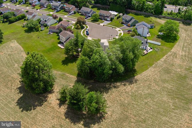 487 CAMBRIDGE LN, Newtown, PA 18940