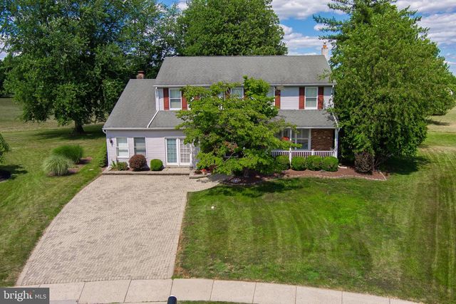 487 CAMBRIDGE LN, Newtown, PA 18940