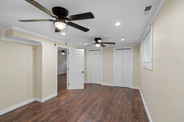 505 Center Dr W, Beaufort, SC 29902