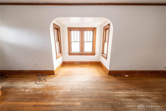 25 Pinehurst Avenue, Dayton, OH 45405
