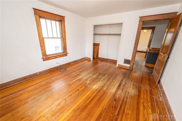 25 Pinehurst Avenue, Dayton, OH 45405