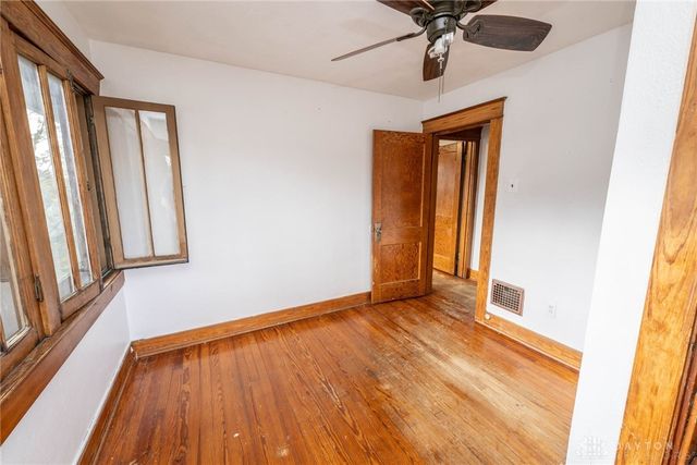 25 Pinehurst Avenue, Dayton, OH 45405