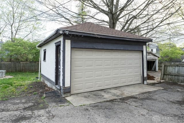 25 Pinehurst Avenue, Dayton, OH 45405