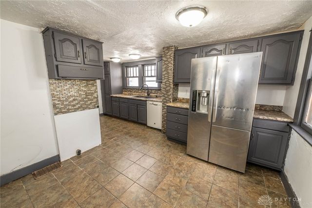 25 Pinehurst Avenue, Dayton, OH 45405