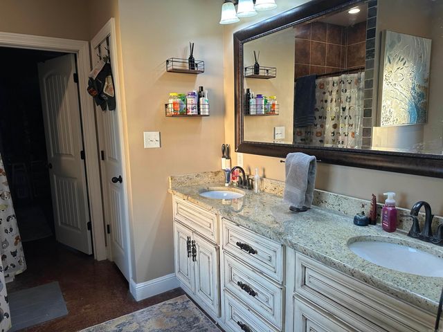 422 W State Street, Caraway, AR 72419