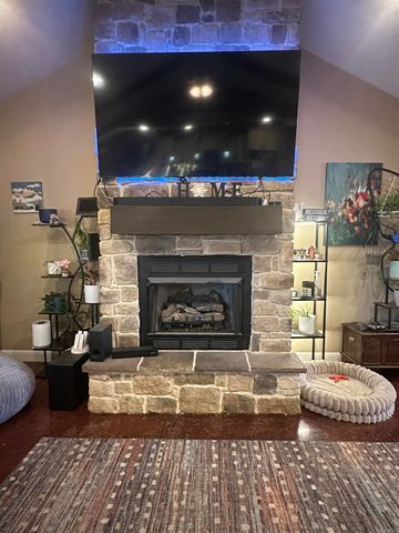 422 W State Street, Caraway, AR 72419