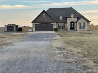 422 W State Street, Caraway, AR 72419