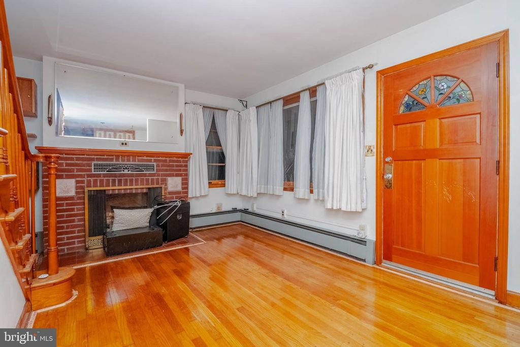 Image 14 of property listing at 5240 KING AVE, Rosedale, MD 21237