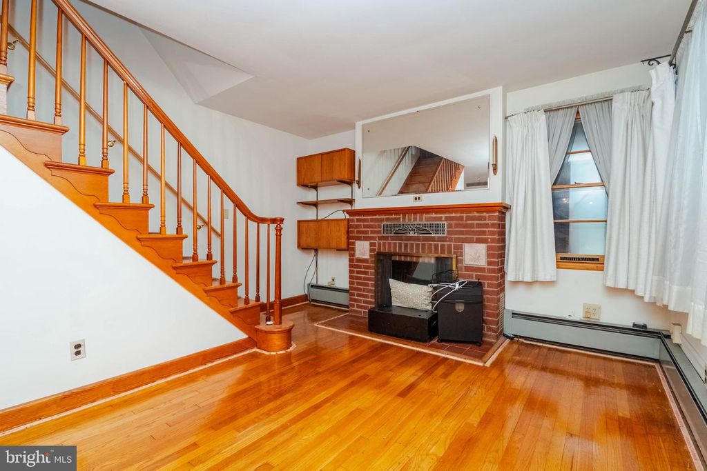 Image 16 of property listing at 5240 KING AVE, Rosedale, MD 21237