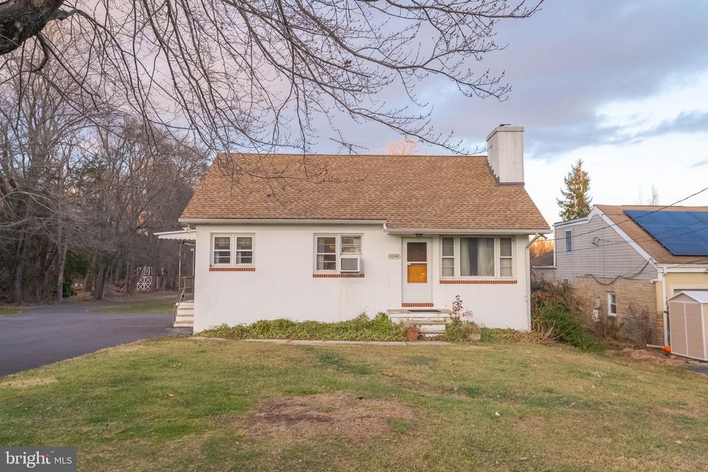 Image 3 of property listing at 5240 KING AVE, Rosedale, MD 21237
