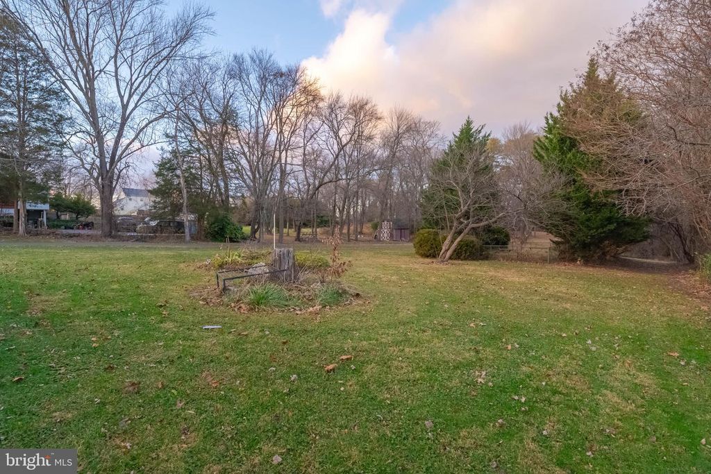 Image 50 of property listing at 5240 KING AVE, Rosedale, MD 21237