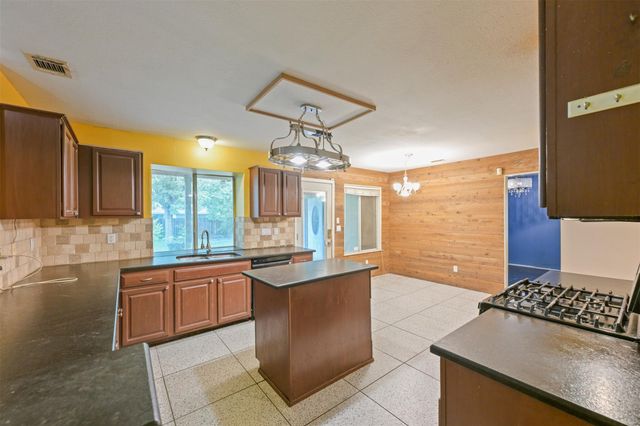 1218 Mattapan DR, Pflugerville, TX 78660