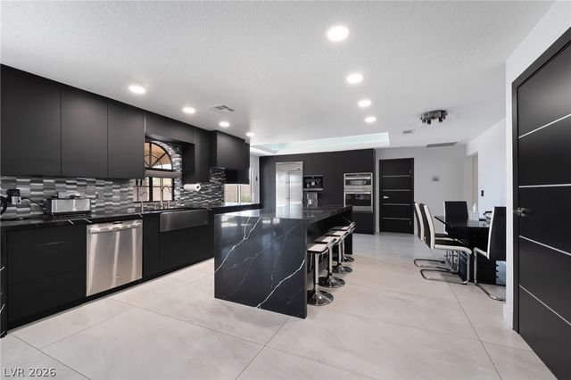 3130 Appleblossom Circle, Las Vegas, NV 89117