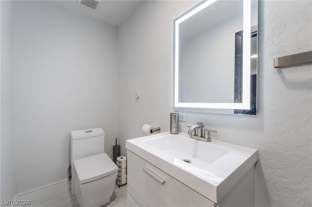3130 Appleblossom Circle, Las Vegas, NV 89117