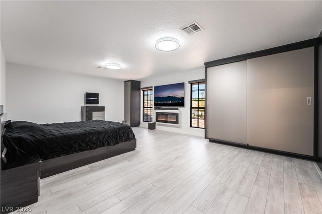 3130 Appleblossom Circle, Las Vegas, NV 89117