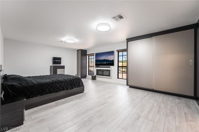 3130 Appleblossom Circle, Las Vegas, NV 89117