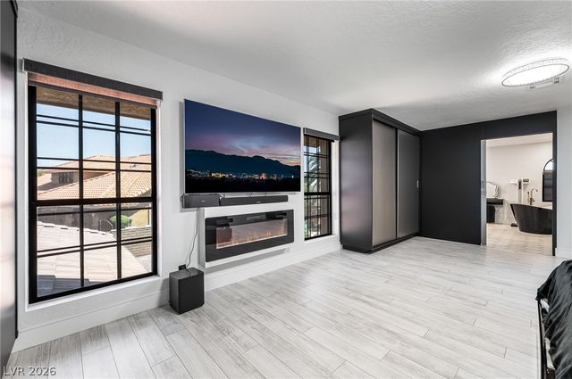 3130 Appleblossom Circle, Las Vegas, NV 89117