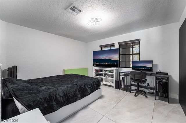 3130 Appleblossom Circle, Las Vegas, NV 89117
