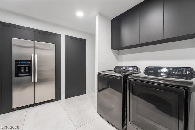 3130 Appleblossom Circle, Las Vegas, NV 89117
