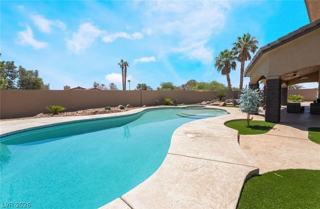 3130 Appleblossom Circle, Las Vegas, NV 89117