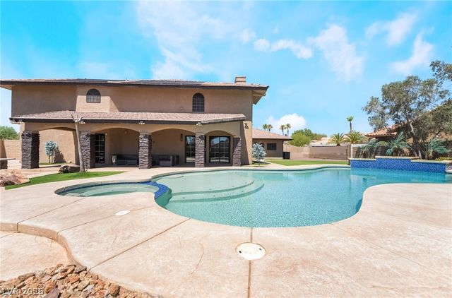 3130 Appleblossom Circle, Las Vegas, NV 89117