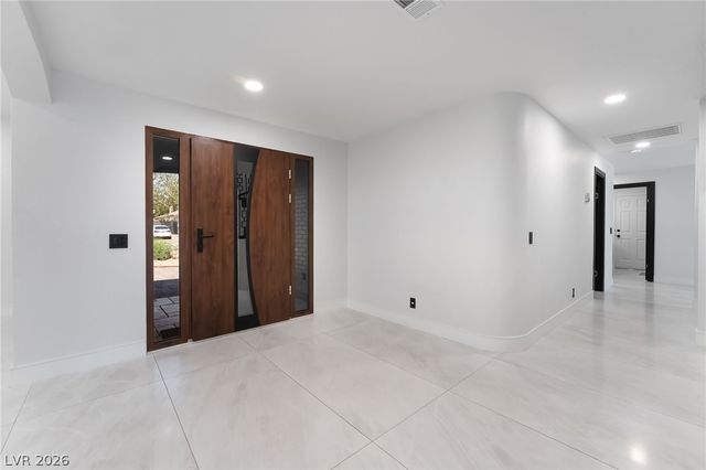 3130 Appleblossom Circle, Las Vegas, NV 89117