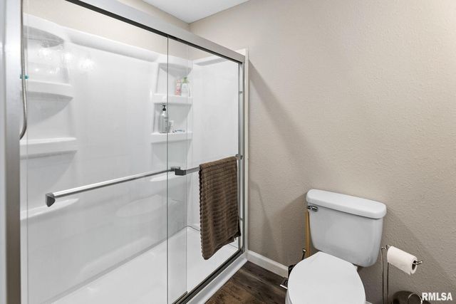 416 S MAPLE Street, Salem, IL 62881