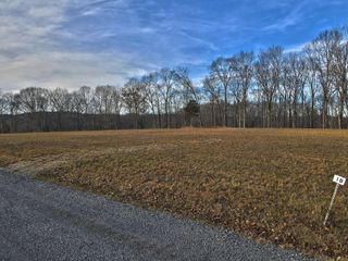 18 Dockery Road, Russell Springs, KY 42642