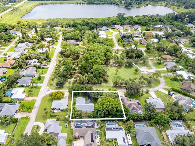 104 Bryant Court, Sebastian, FL 32958