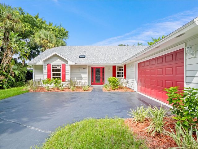 104 Bryant Court, Sebastian, FL 32958