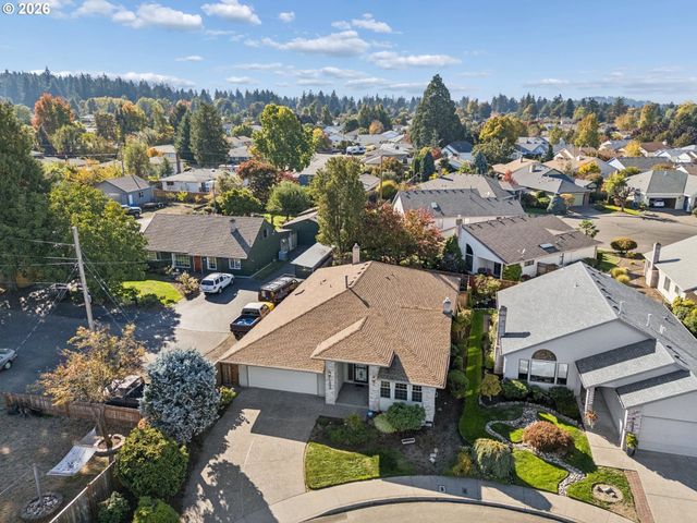 2003 Ne 155TH Ct, Portland, OR 97230