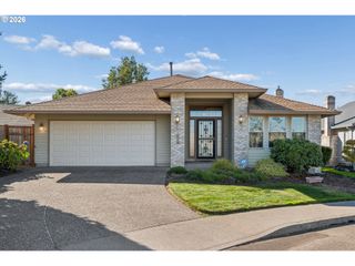 2003 Ne 155TH Ct, Portland, OR 97230