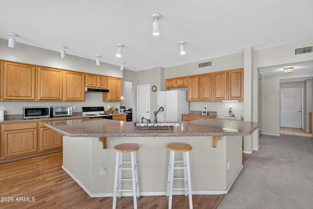 1936 W LARK Drive, Chandler, AZ 85286