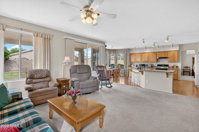 1936 W LARK Drive, Chandler, AZ 85286