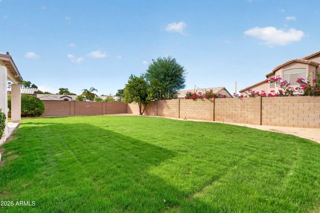 1936 W LARK Drive, Chandler, AZ 85286