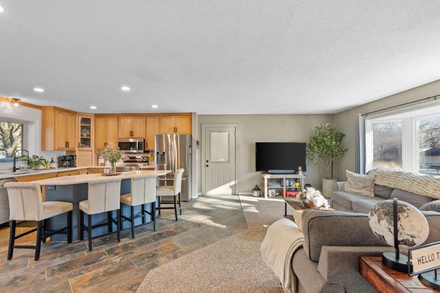 11325 Yates Avenue N, Champlin, MN 55316