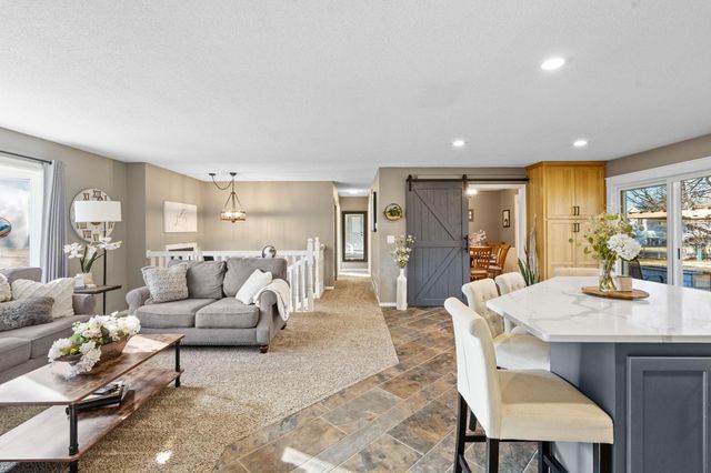 11325 Yates Avenue N, Champlin, MN 55316