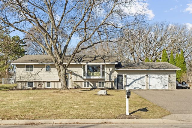 11325 Yates Avenue N, Champlin, MN 55316