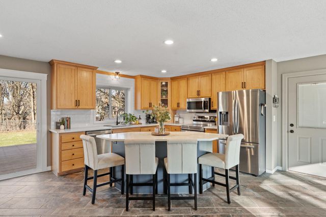 11325 Yates Avenue N, Champlin, MN 55316