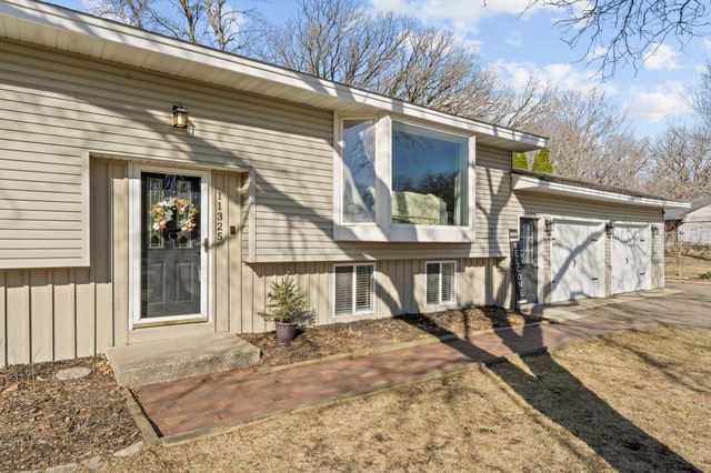 11325 Yates Avenue N, Champlin, MN 55316