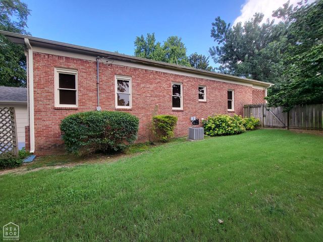 918 Twin Oaks Avenue, Jonesboro, AR 72401