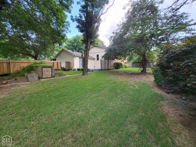 918 Twin Oaks Avenue, Jonesboro, AR 72401