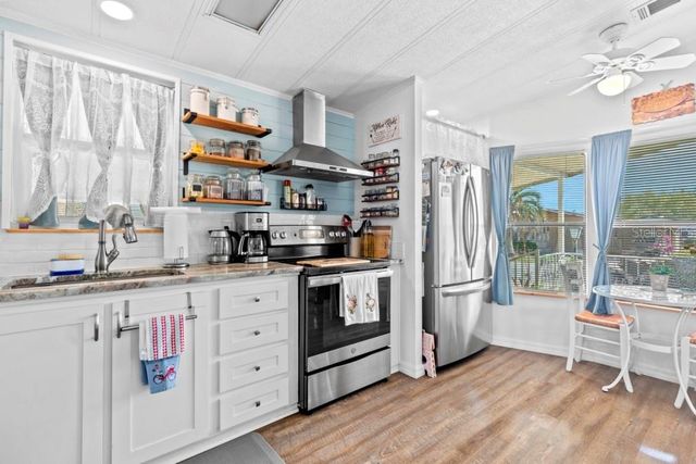 35057 MCCULLOUGHS LEAP, Zephyrhills, FL 33541