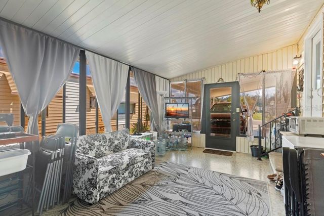 35057 MCCULLOUGHS LEAP, Zephyrhills, FL 33541