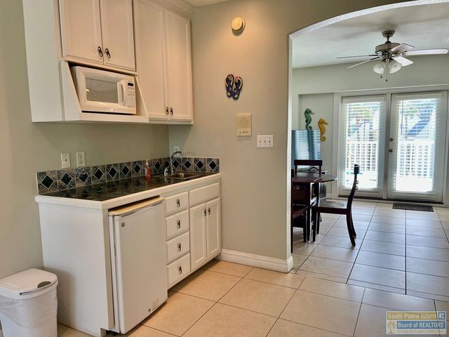 6401 Fountain Way, South Padre Island, TX 78597