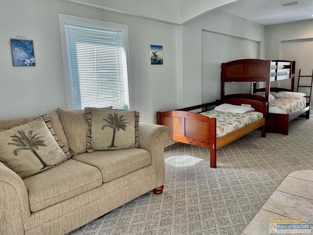 6401 Fountain Way, South Padre Island, TX 78597